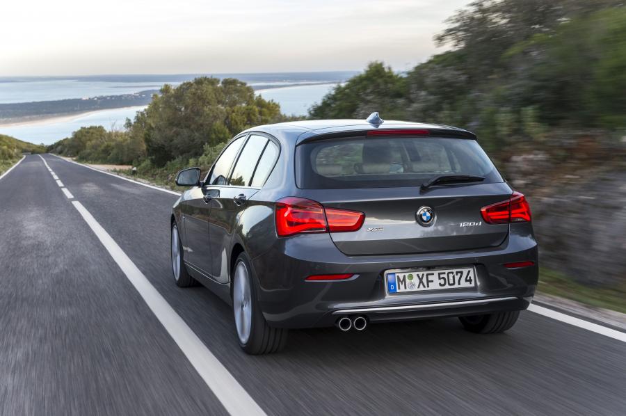  BMW 120d xDrive Urban Line 5-Door 2015 года  (фото 16 из 35)